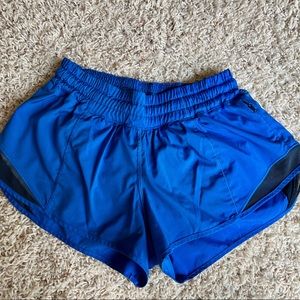 Lululemon Hotty Hot Short II *2.5" - Size 4